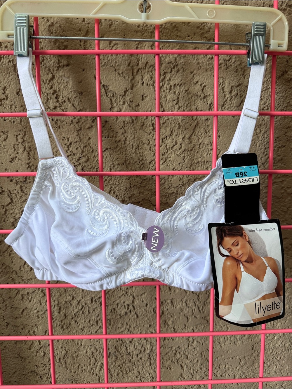 New Vintage Lilyette White Wire-Free Embroidered Support Bra